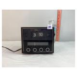 Vintage Magnavox Clock Radio