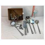 Kitchen Utensils, Spoons & Measuring Cups