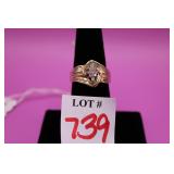 10k Gold Ring w/Approx 1c Diamonds Sz 7