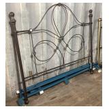 Queen Sz Headboard w/Railing
