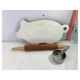 Pig Cutting Board, Rolling Pin & Measuring Cups