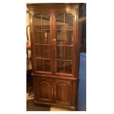 Thomasville Cherry Corner Cabinet w/Light