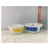 2 Pyrex Dot Mixing Bowls