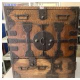 Merchants Chest SEE DESCRIPTION