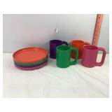 Heller Plastic Plates & Mugs
