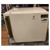 Juliette by Topp Mini Fridge