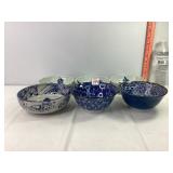6 Japanese Blue & White Bowls