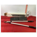 Loppers & John Deere Mower Blades 17"