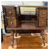 Wooden Clerking Table