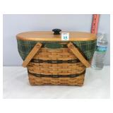 Longaberger 1997 Fellowship Basket w/Liner & Prot