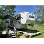 2007 Cardinal 5th Wheel Camper Trailer