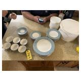 Syracuse China Set
