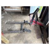 Mahindra 4ft Back Blade & Clamp On Bucket Forks