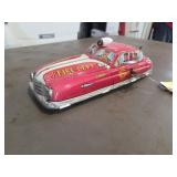 Vintage Marx Tin Wind-up Fire Chief Car