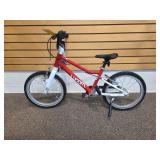 New Woom Go 3  16 in. Bike