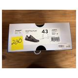 Menï¿½s Giant Size 10 Shuttle Flat Camo Shoes