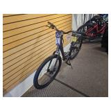 New Momentum Vida Low Step Bike