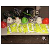 7 Hard hats and 7 safety vests L-2XL