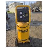 DeWalt 15 Gallon Air Compressor