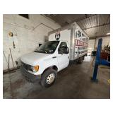 2004 Ford E-350 Box Truck