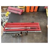 Mac Tools Torque Wrench and Breaker Bar