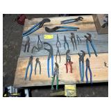 Pliers lot