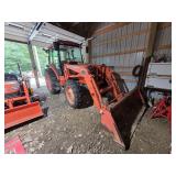 Kubota M6800 Utility Special Tractor