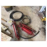 3 hydraulic rams and hose
