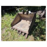 36in Backhoe Bucket