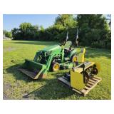 2013 John Deere 1025R Compact Tractor