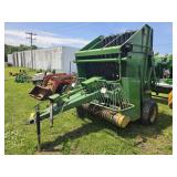 1974 John Deere 500 Round Baler