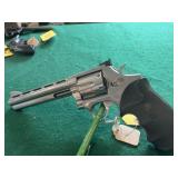 Taurus 689 357 Magnum