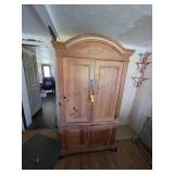 Broyhill Fantana Armoire/Kitchen Pantry cabinet