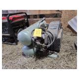 Portable Hitachi 2HP Air Compressor