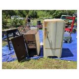Antique GE Refrigerator & Oakland Cooktop Stove