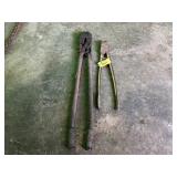 2 Bolt Cutters