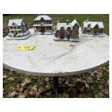4- Thomas Kinkade Village Pieces