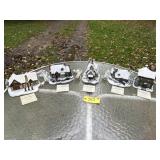 5- Thomas Kinkade Village Pieces