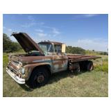 Chevrolet Viking 60 wheat truck