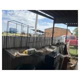 6 hanging hay feeders