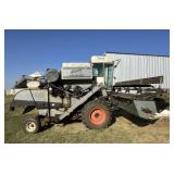 Gleaner C2 Combine Gleaner C2 Combine