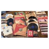 Records (Various Sizes), 8-Tracks