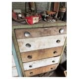 Metal Chest of Drawers & Contents