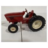 ERTL International Tractor 1/16