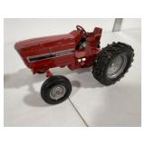 ERTL International Tractor 1/16