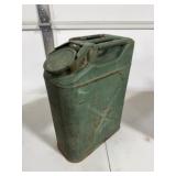 Vintage Metal Monarch W44 Water Tank