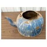 Vintage Enamelware Kettle (Missing Top)