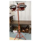 Craftsman Twin-Head Halogen Work Light on Tripod