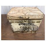 Vintage Metal Cake Box