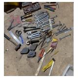 Wrenches, Sockets, Straight Line, Hammer, Screw